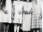 Alina Hnatiuk z koleżankam Anią Horoszko, Danusią i Milą. Lwów 1943