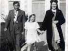Irena Domaradzka z rodzicami