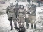 Eugeniusz Batiuk (pierwszy z prawej) podczas służby wojskowej